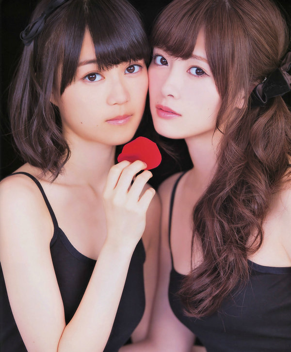 [Bomb Magazine] 2014 No.11 乃木坂46 SKE48 [19P]